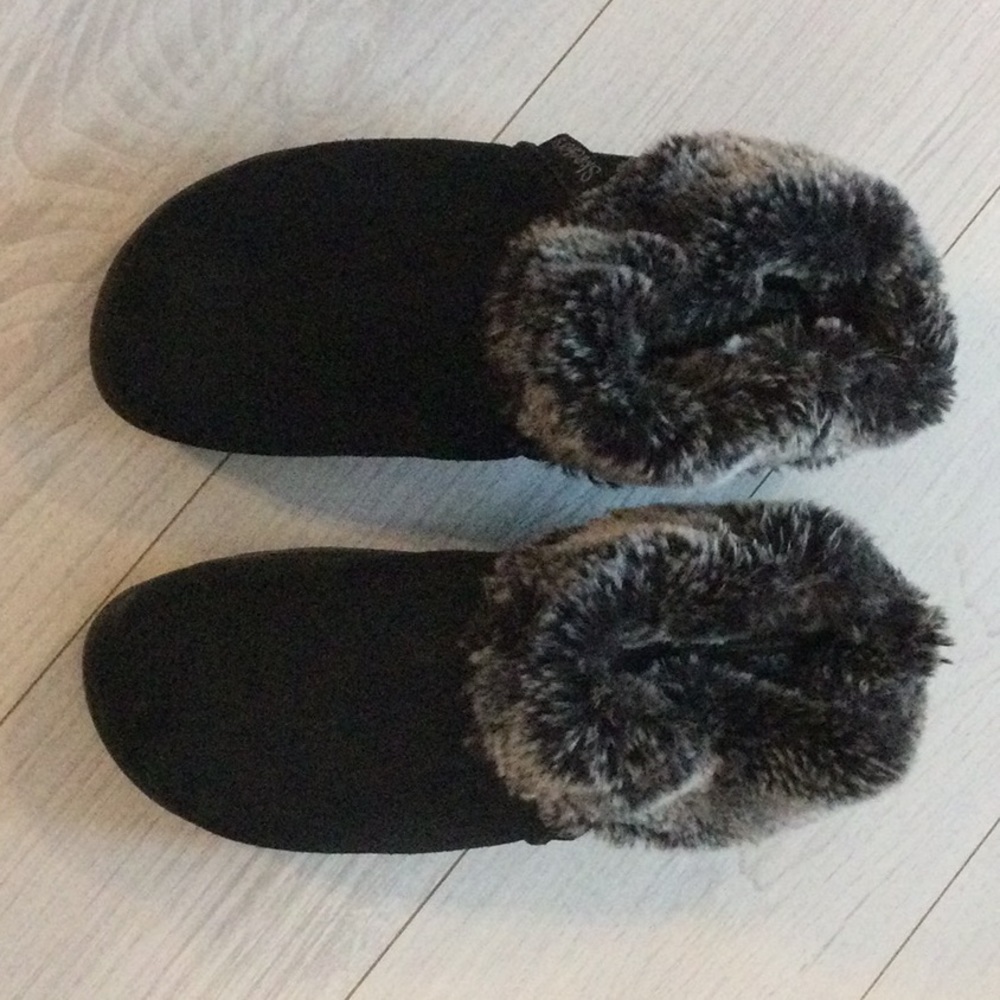 Sketchers Tone Ups Winter Clog